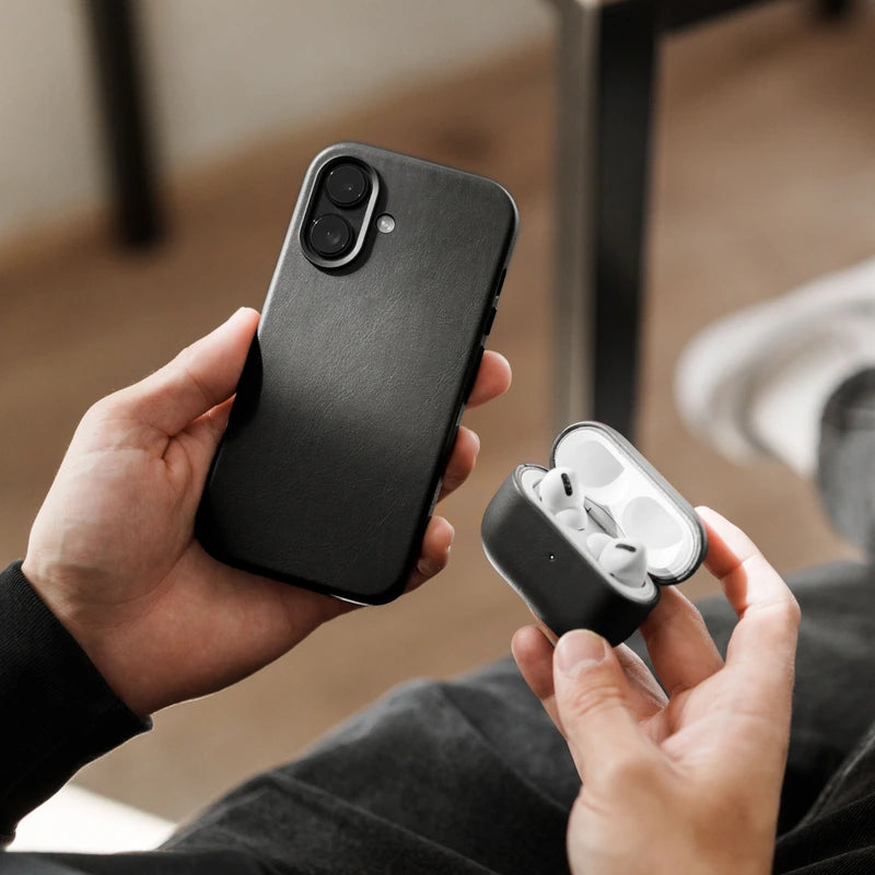 iPhone 17 Case Leather