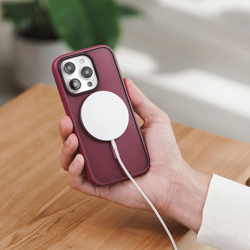 Clear Case Red matt iPhone 13 + colored buttons