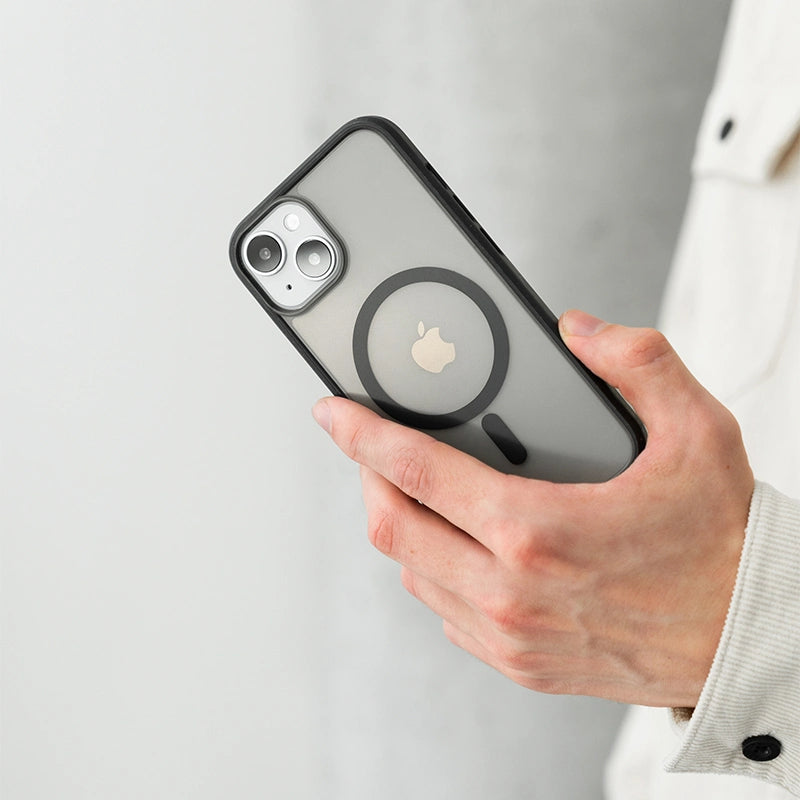 Clear Case Black matt iPhone 14 Plus + colored buttons