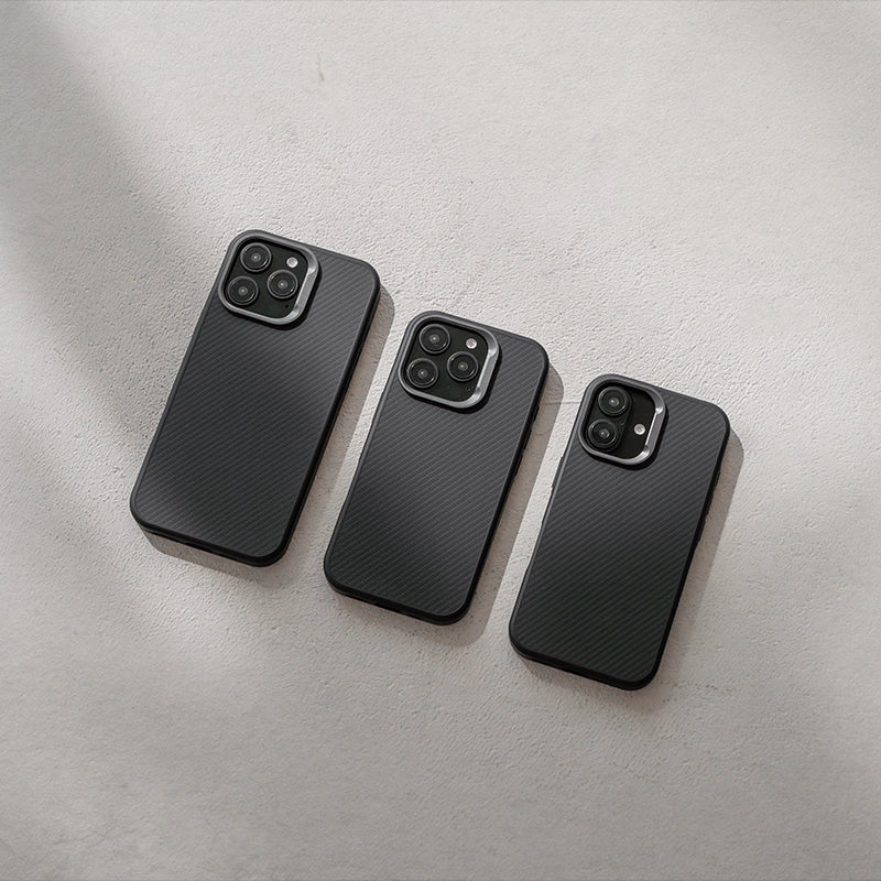 iPhone 17 Pro Carbon Case with MagSafe