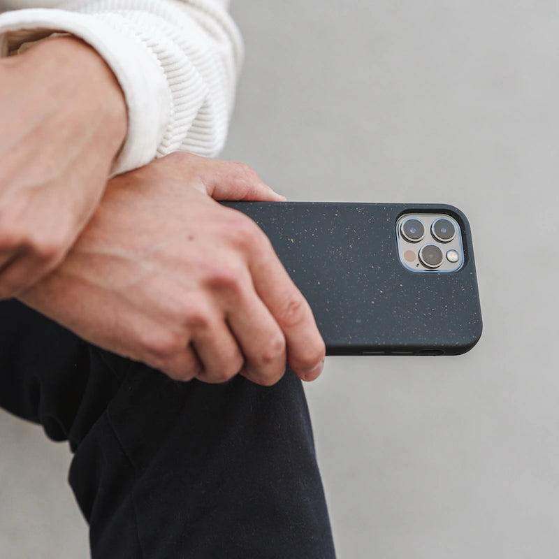 Bio Case + Fullscreen Tempered Glass iPhone 11 Black