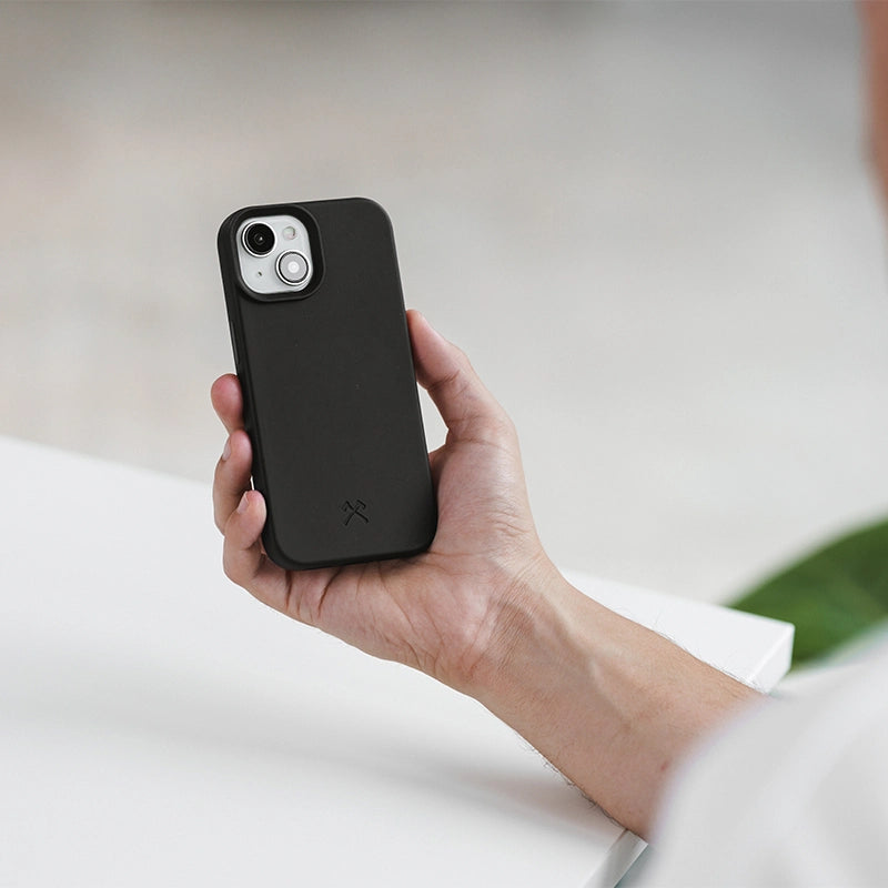 Iphone 15 sustainable organic phone case black