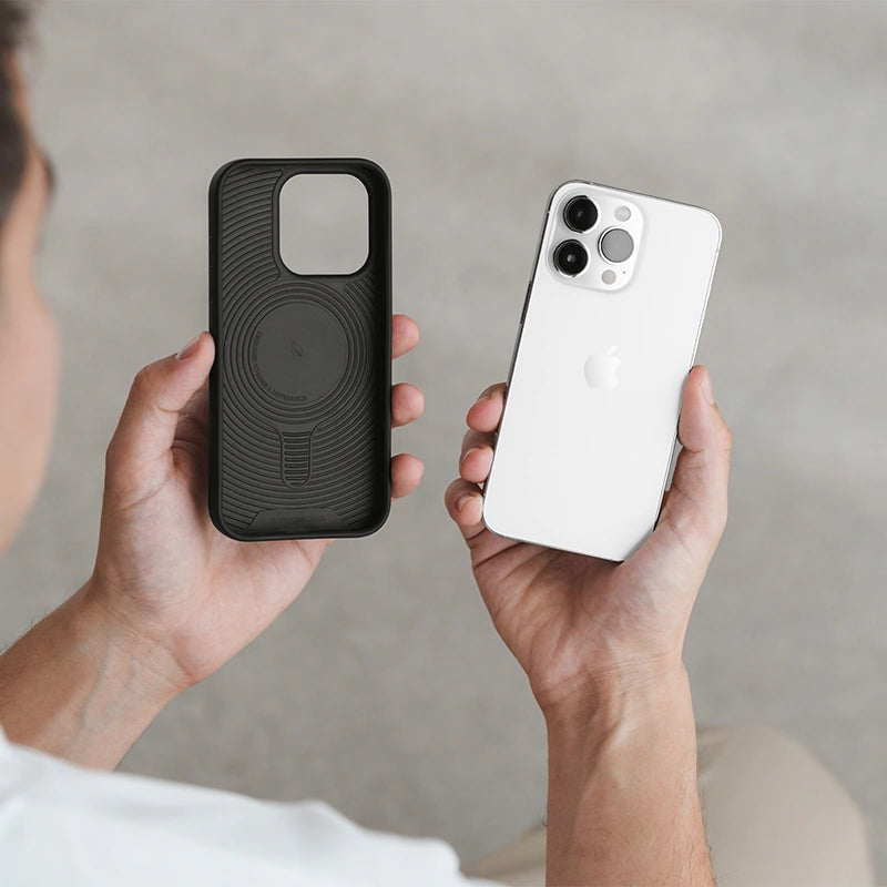 Iphone 15 sustainable organic phone case black