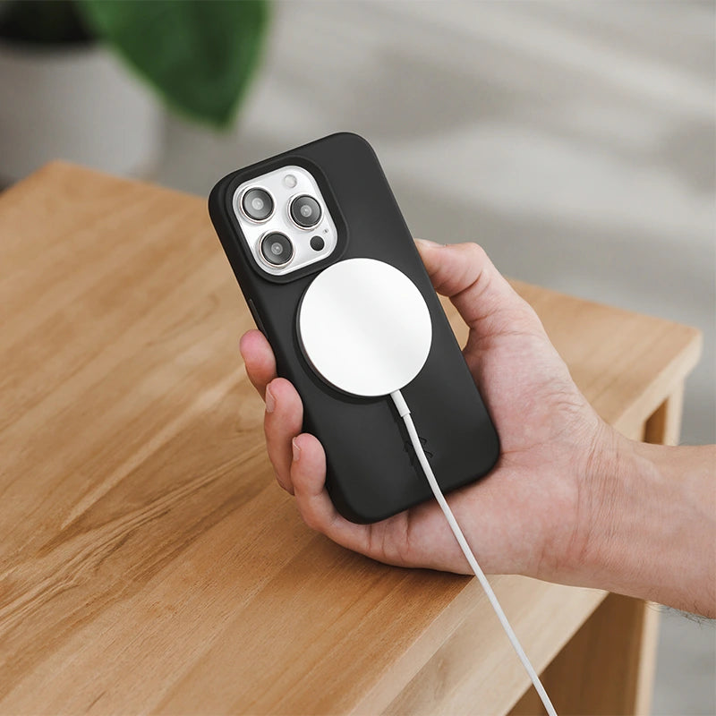 Iphone 15 sustainable organic MagSafe phone case black