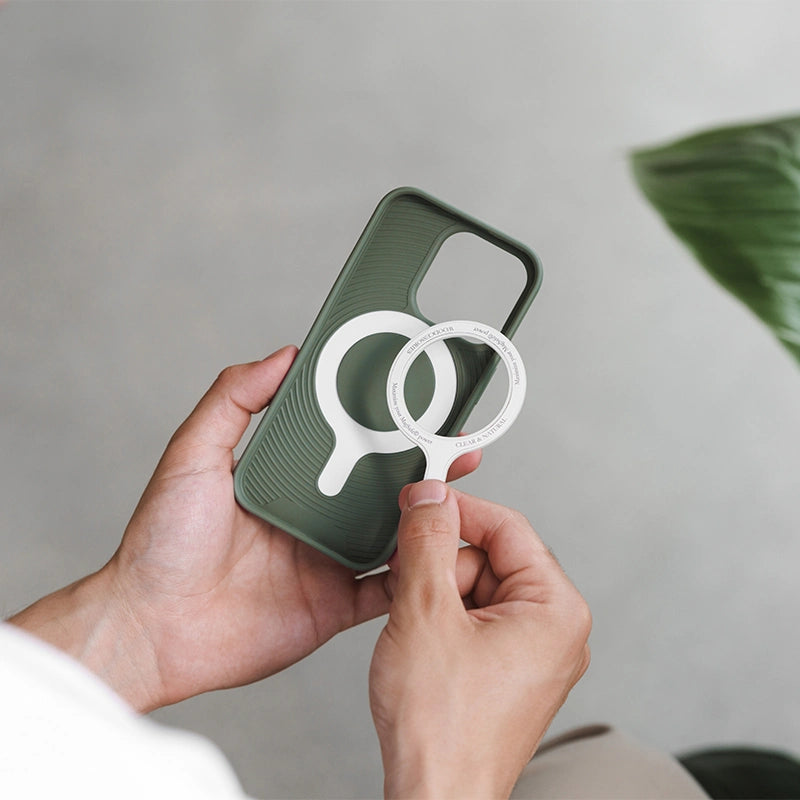 Iphone 15 sustainable organic MagSafe phone case green
