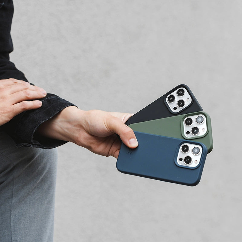 Iphone 15 sustainable organic phone case navy blue