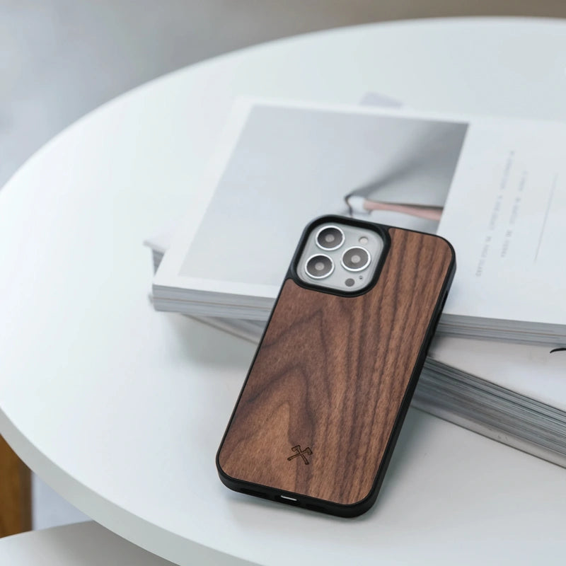Iphone 14 wood MagSafe phone case