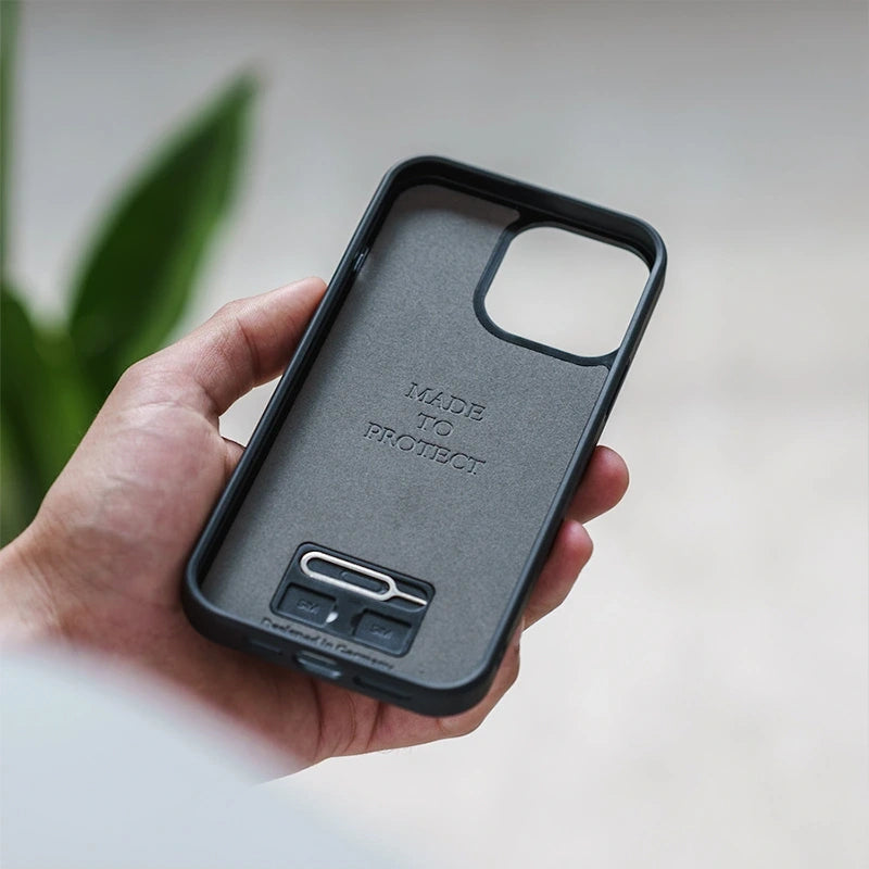 Iphone 13 Pro wood phone case