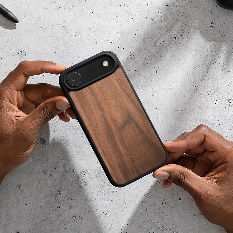 iPhone 17 Air Case Walnut with MagSafe