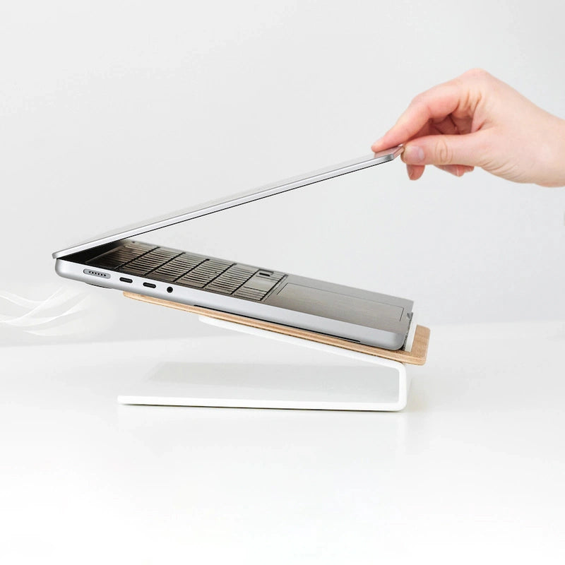 Laptop elevation from oak