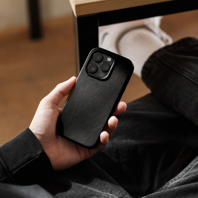 Vegan Leather Case iPhone 14 Pro Black