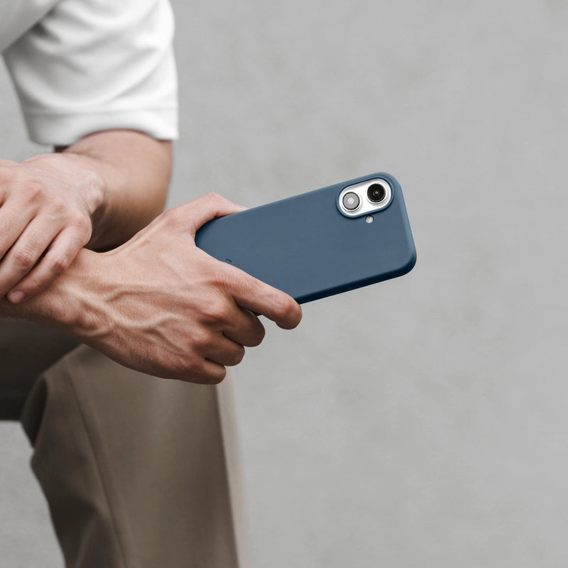 iphone 16 Case sustainable blue