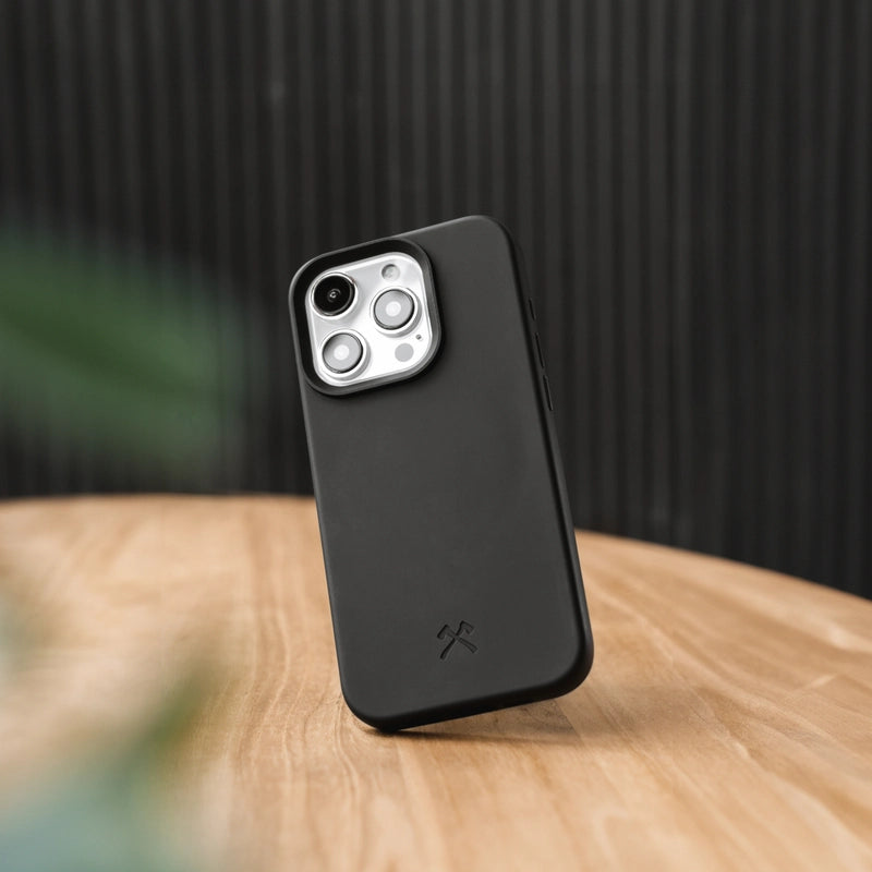 iphone 16 case sustainable black