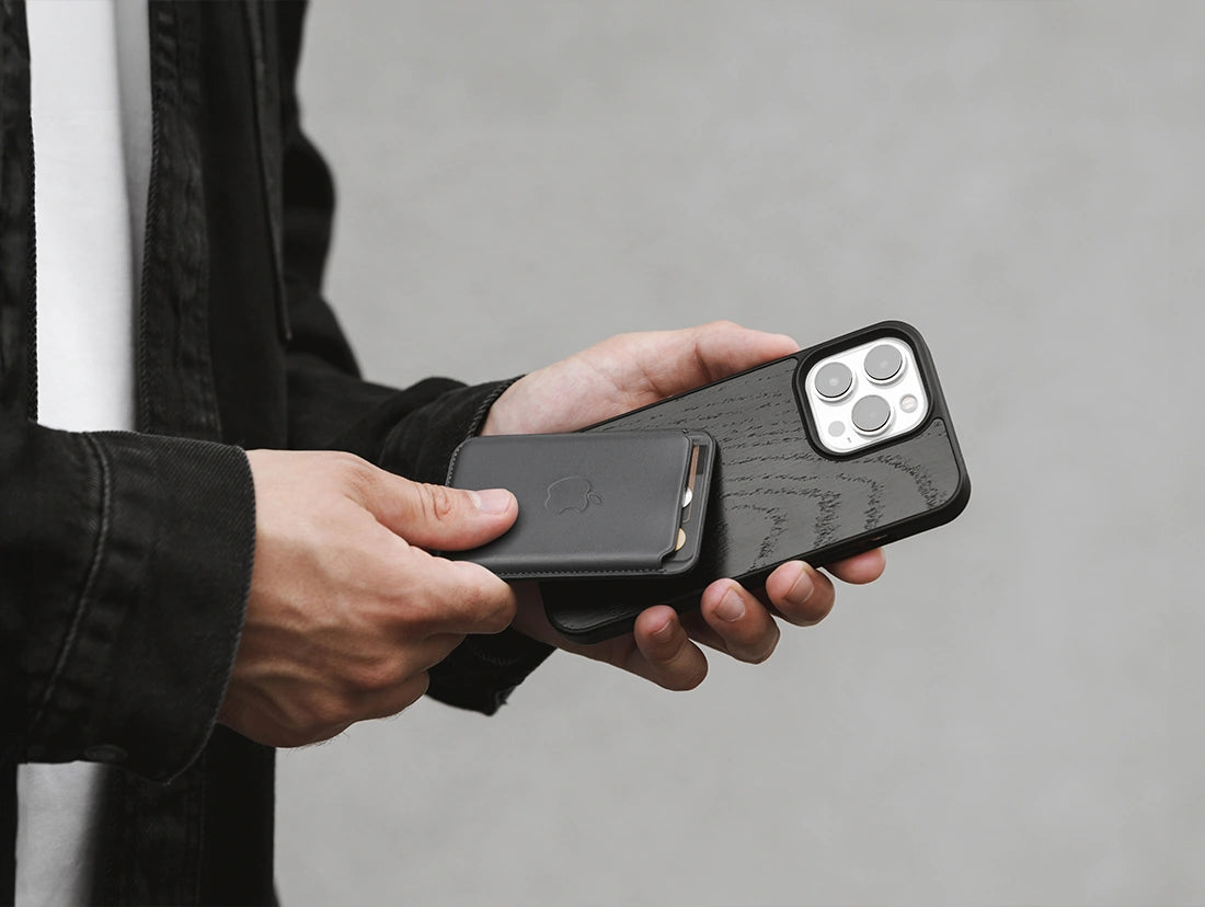 Crashproof iPhone 13 MagSafe Cases | Woodcessories, €44.90 Crashproof iPhone 13 MagSafe Cases | Woodcessories, €44.90