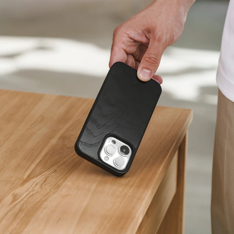 iphone 15 wood MagSafe phone case