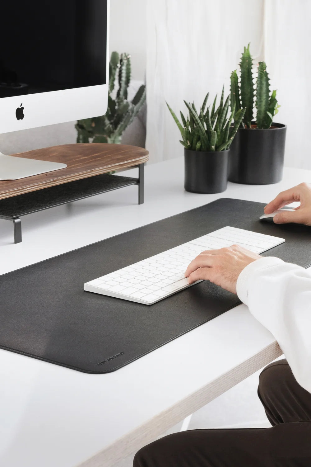 Sustainable desk pads mouse pads Woodcessories