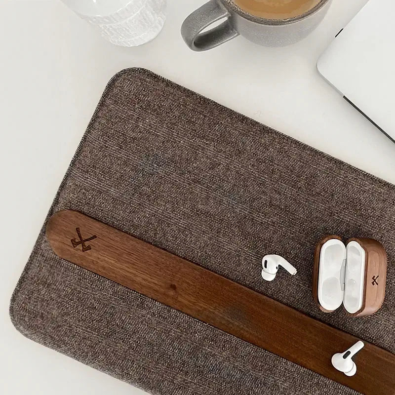 Macbook pouch case hot sale