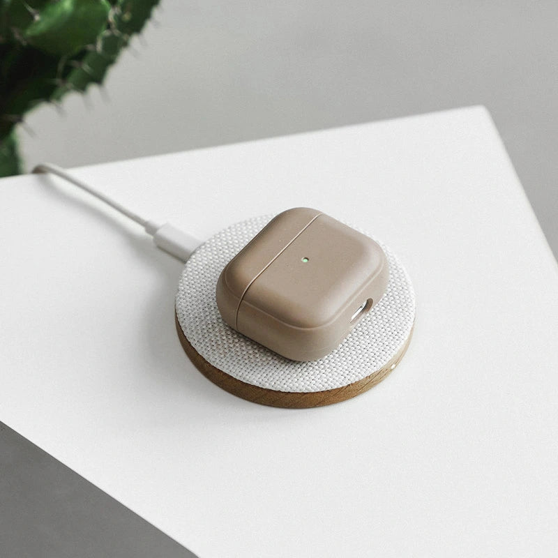 AirPods Case sustainable brown