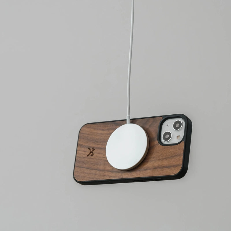 Iphone 14 Plus wood MagSafe phone case